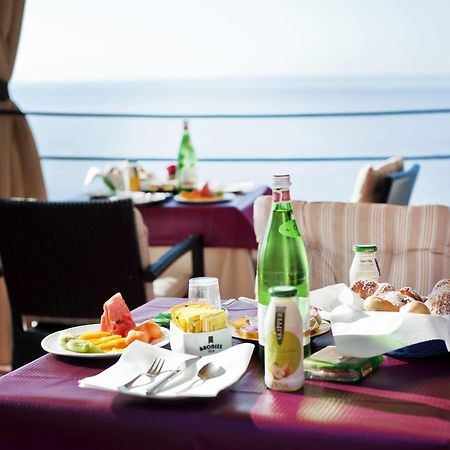 ונטוטנה Hotel Villa Iulia מראה חיצוני תמונה