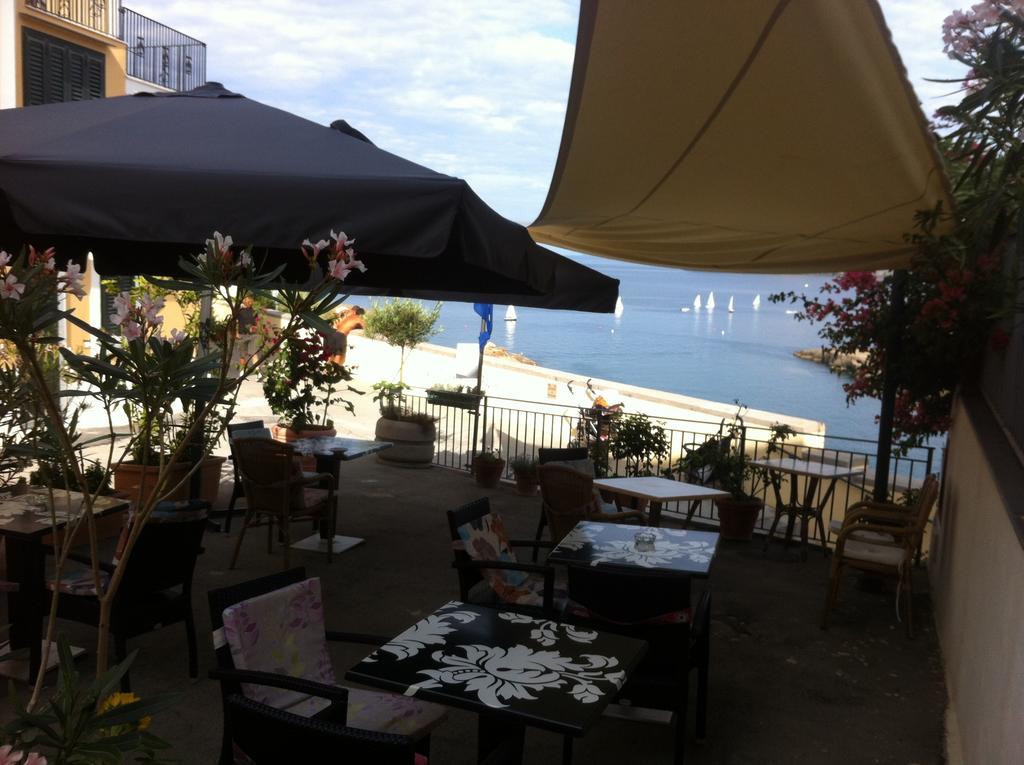ונטוטנה Hotel Villa Iulia מראה חיצוני תמונה